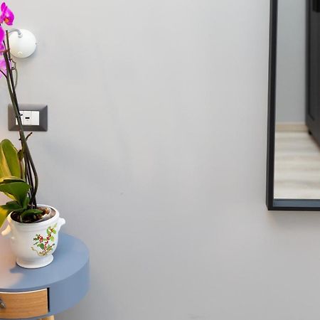 Loft85 - Self Check-In Centro! Lägenhet Messina Exteriör bild